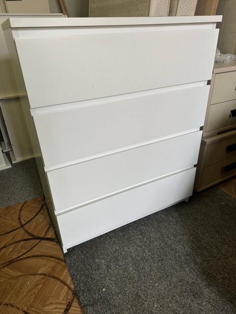 Ikea fehr 4 fikos Malm komd