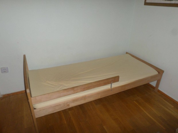 Ikea gyerekgy matraccal 70x160 cm