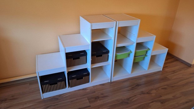 Ikea gyermek polc rendszer dobozokkal