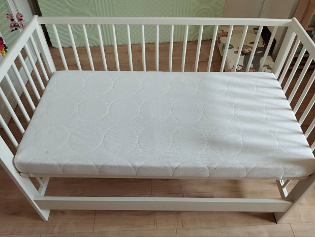 Ikea kisgy, babgy, rcsos gy matraccal egytt 