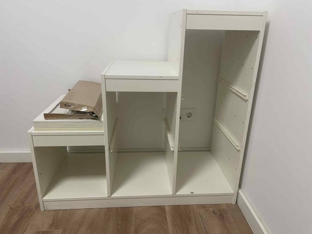 Ikea lépcsőzetes fehér polc eladó