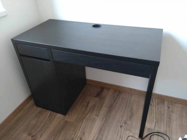 Ikea micke rasztal 105x50 fekete