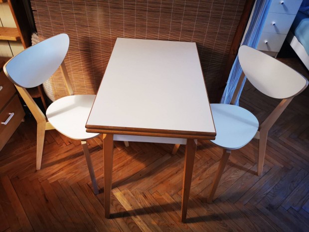 Ikea nordmyra 2 szk s kinyithat asztal 