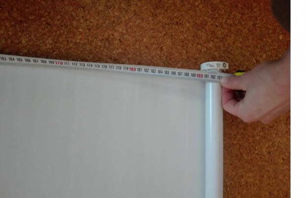 Ikea sszecsavarhat vettvszon projektorhoz kb. 120*190cm
