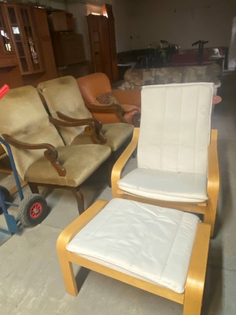 Ikea pihenőszék lábtartóval