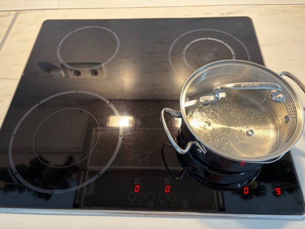 Ike�s indukci�s/elektromos f�z�lap