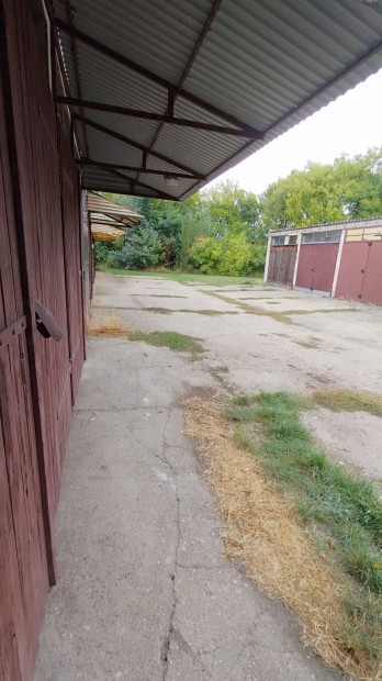 Ikergarzs ipari rammal, eltetvel