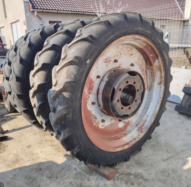 Ikres�tett szerelt kerekek 9,5-42, illetve 9,5-48 m�retekben