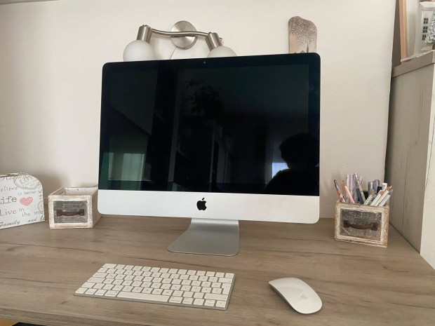 Imac 2019, 21,5", hatmagos i7 processzorral, 4K