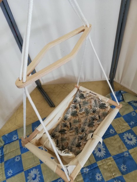 Incababy pihenőágy, hinta újszerű