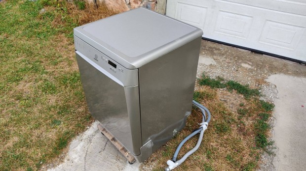 Indesit 14 tertkes mosogatgp A++