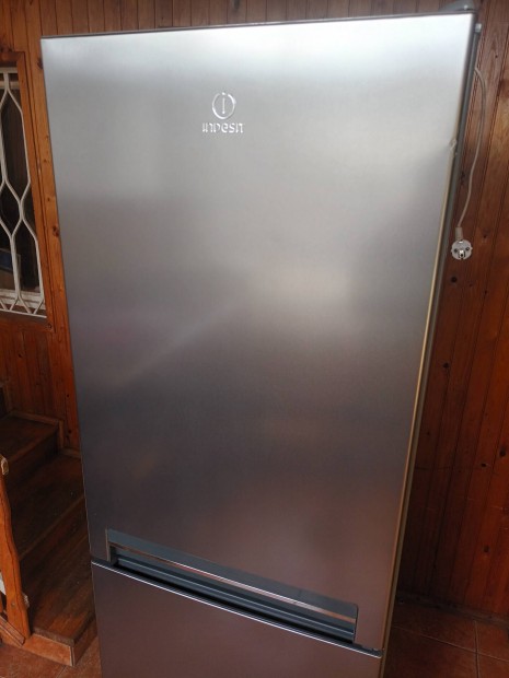 Indesit 175 cm Inox kombi ht 