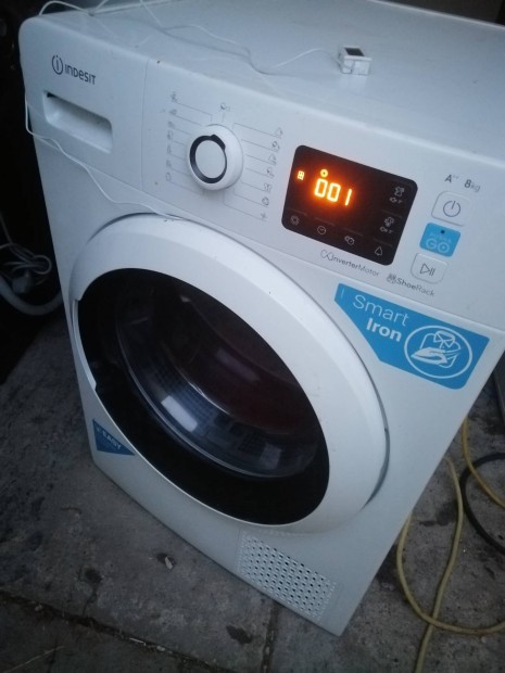 Indesit 8kg A++hszivattys szrtgp 