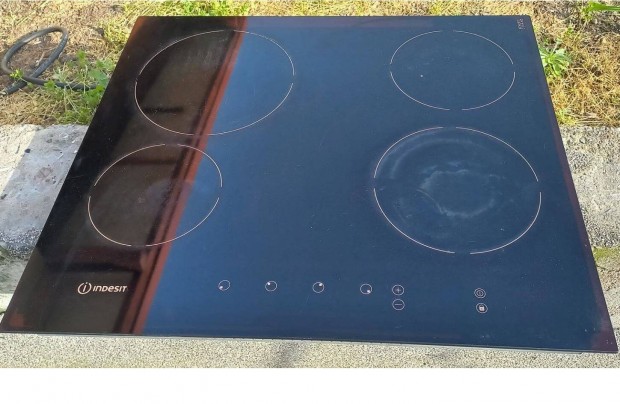 Indesit Kerámialapos főzőlap