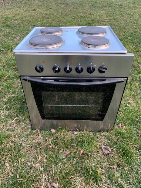 Indesit be�p�thet� l�gkever�ses villanyt�zhely