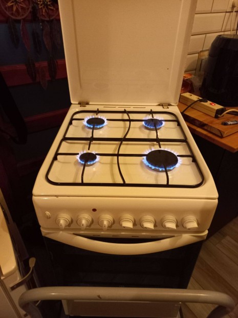 Indesit gztzhely