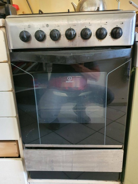 Indesit gáztűzhely villany sütővel eladó