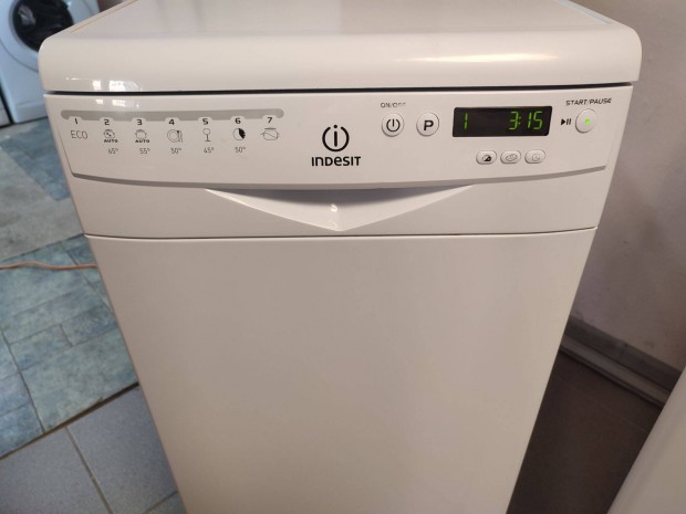 Indesit szabadonll 9 tertkes mosogatgp