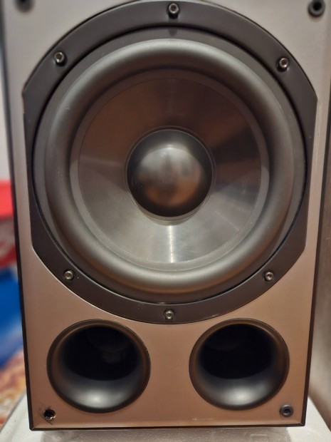 Indiana line dj808 sub
