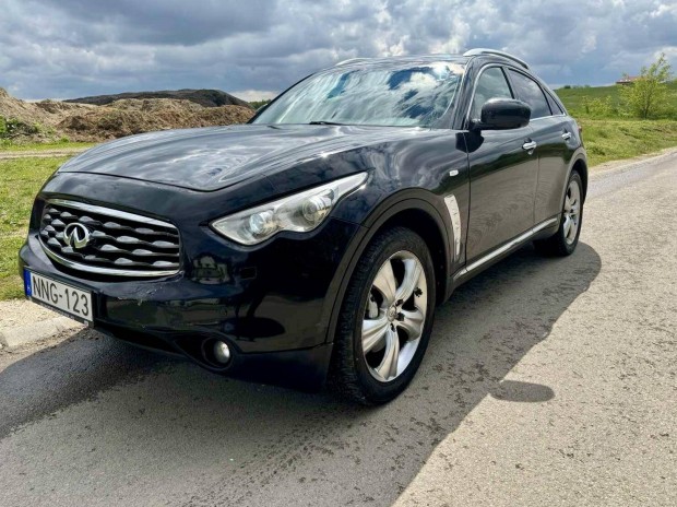 Infiniti FX37 3.7 V6 S (Automata)