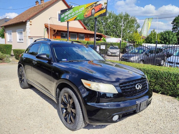 Infiniti FX45 4.5 V8 (Automata)