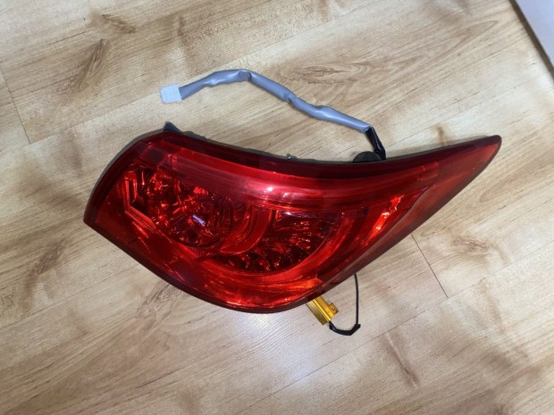 Infiniti Q50 jobb h�ts� LED l�mpa USA verzi�