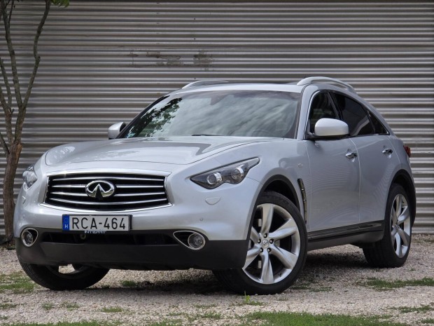Infiniti Qx70 5.0 V8 S Premium (Automata) Végig...