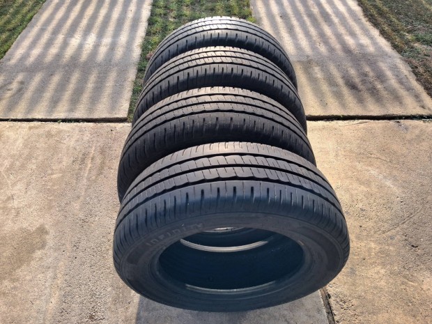 Infinity 215/60R16C ny�ri kisteheher ny�ri gumi 4db ennyi