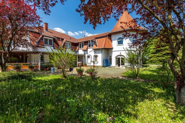 Ingatlanfejleszt�knek �s �Luxus / �d�l� fejleszt�si ir�nyhoz