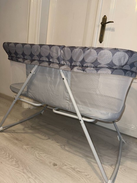 Ingenuity babagy (Foldaway Rocking Bassinet Classic Crosby utazgy)