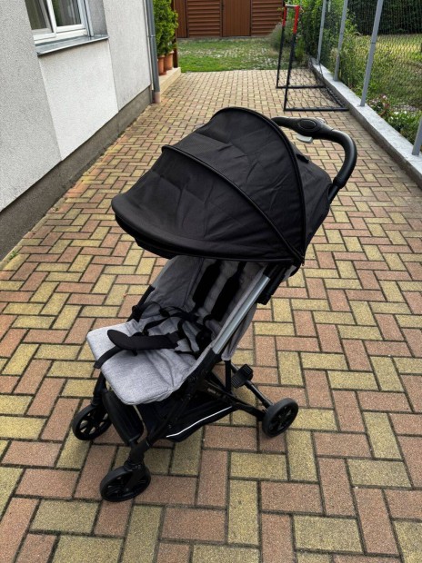Inglesina quid összecsukható babakocsi