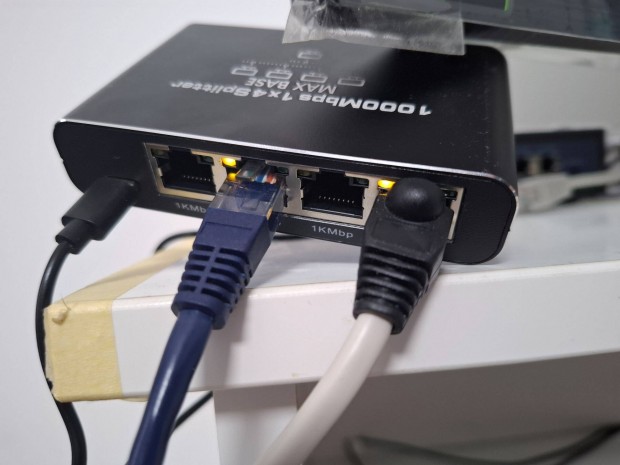 Ingyen Posta! 5 portos mini gigabites switch, a tenyeredben elfr!
