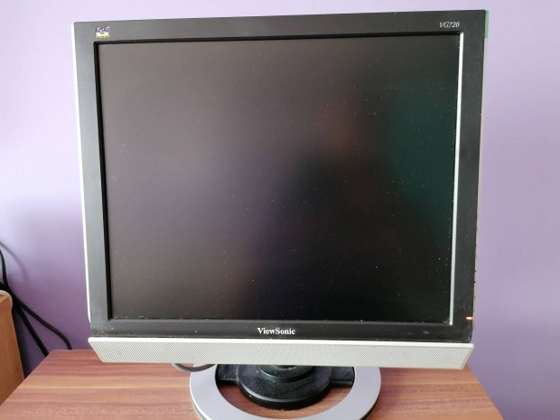 Ingyen Viewsonic vg720, 17 colos hangszrs monitor