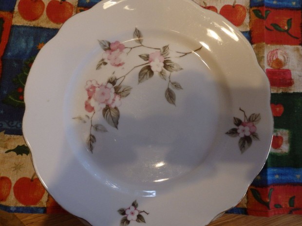 Ingyen elvihet 3 db porceln lapostnyr