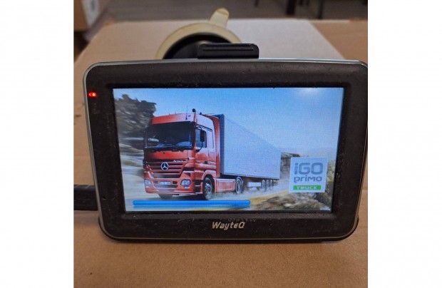 Ingyen elvihet:Wayteq Navigci-GPS+tart+szivargyjt tlt