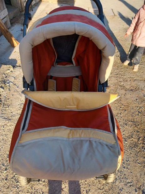 Ingyen elvihet� babakocsi