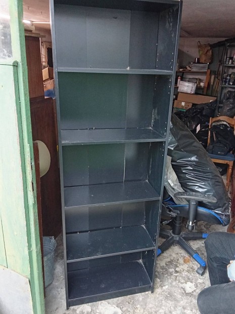 Ingyen elvihet� k�nyves polc