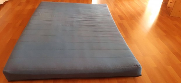 Ingyen elvihet rugs matrac