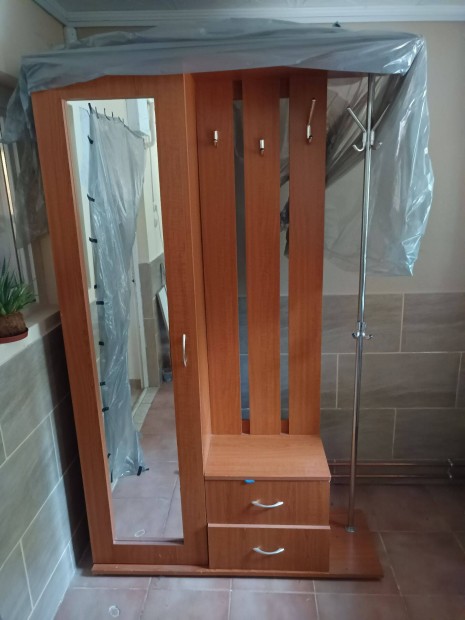 Ingyen elvihet� szekr�ny