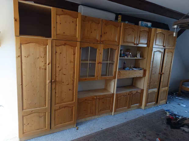 Ingyen elvihet� szekr�nysor