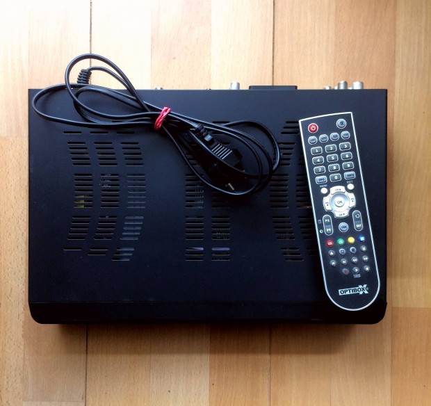 Ingyen szállítás!!! Optibox Tscx PVR Ready kombinált műholdvevő