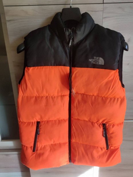 Ingyenes szlltssal Egyedi szn The North Face Mellny Elad! 