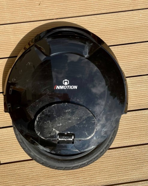 Inmotion v8-as elektromos egykerek
