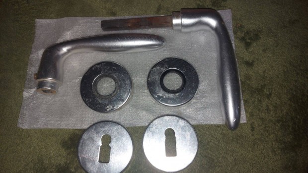Inox kilincs szett 1490Ft 1db vagy 6 pár 8500Ft Veszprém