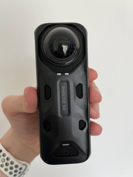 Insta360 X4 - Garanciával, biztosítással!