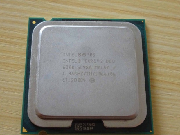 Intel Core 2 Duo E6300 1.86GHz LGA775 Processzor
