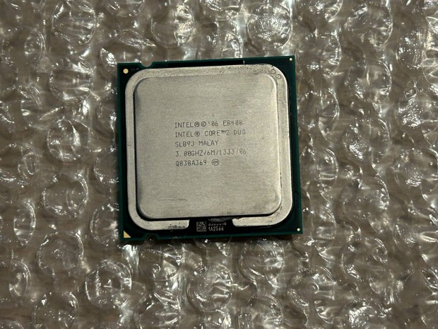 Intel Core 2 Duo E8400 3GHz LGA775