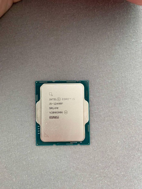 Intel Core i5-12400F