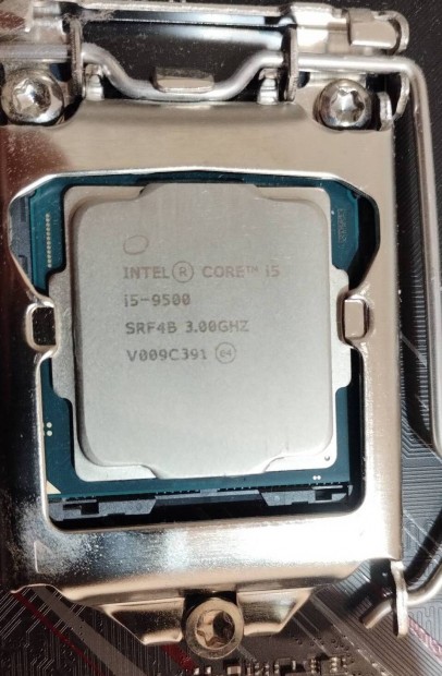 Intel Core i5-9500 Processor 4.40 GHz