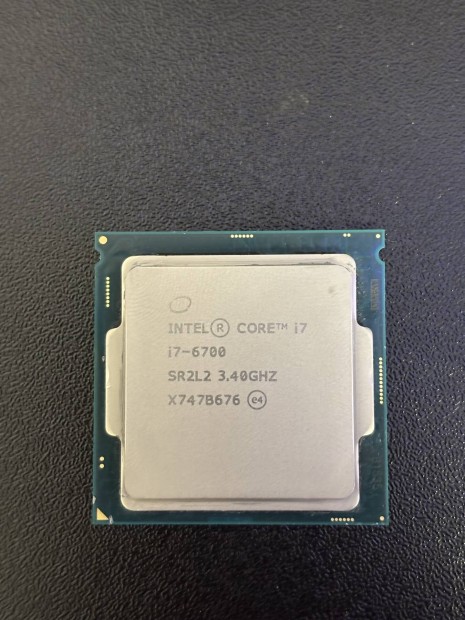 Intel Core i7-6700 processzor